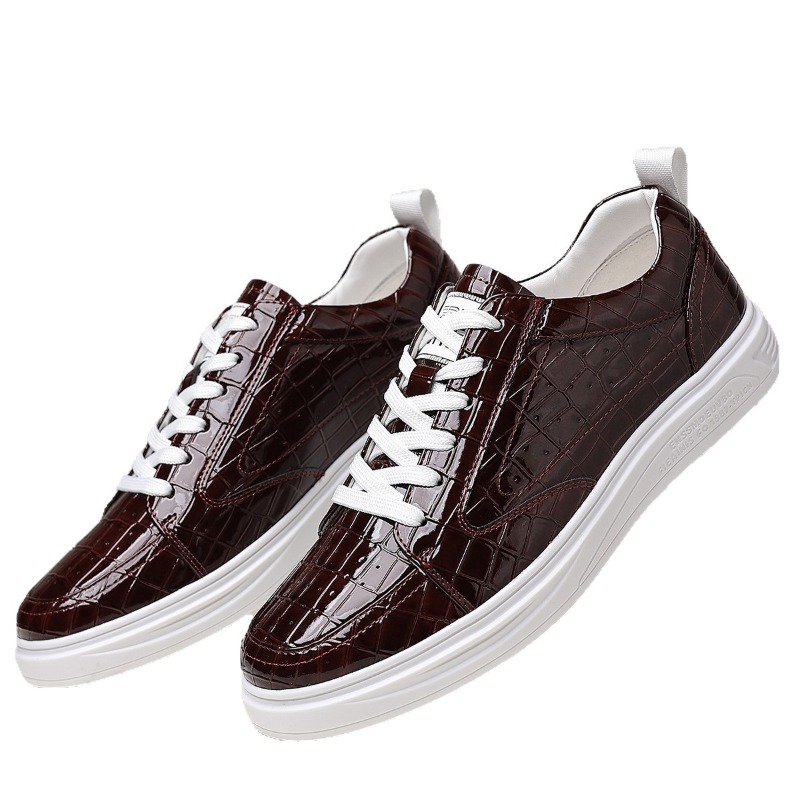 Classic Male Low Top Skate Sho - đánh giá và giá Sneaker Career