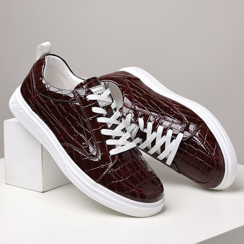 Classic Male Low Top Skate Sho - đánh giá và giá Sneaker Career
